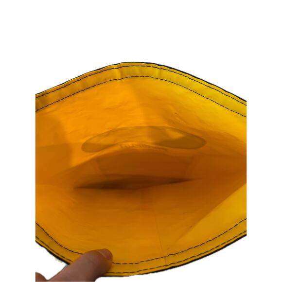 Piscifun Dry BAG with Waist Pouch for Boating 20L - Picture 2 of 3